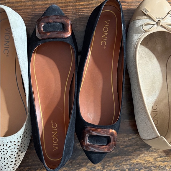 3 Pair Vionic Flats Women’s Size 8.5 - Picture 4 of 5